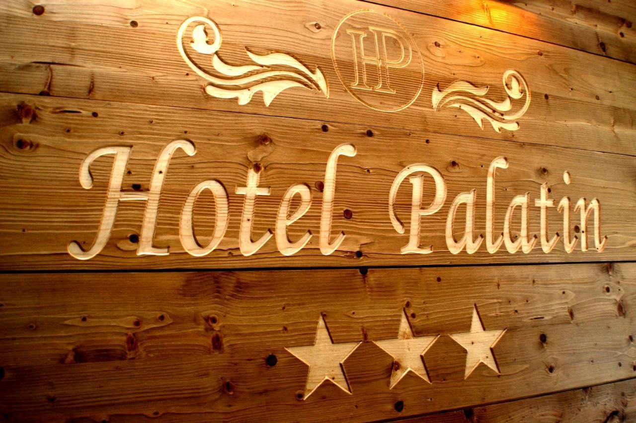 אורבסקי פודזמוק Hotel Palatin מראה חיצוני תמונה